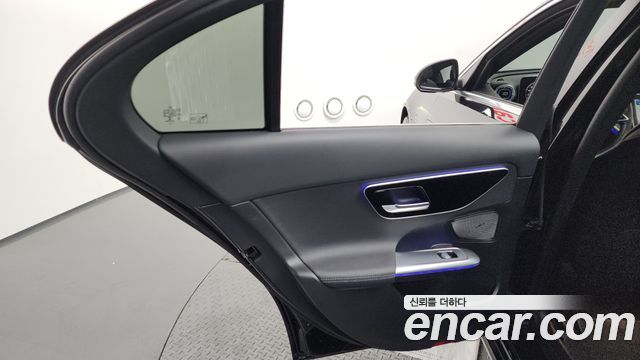 Mercedes-Benz C-Class C200 Avantgarde