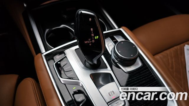 BMW 7-Series 740Li xDrive M Sport Package