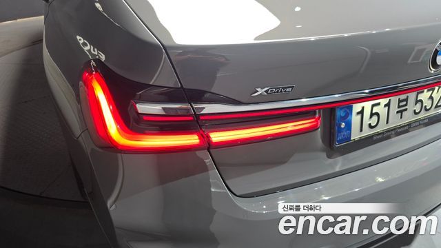 BMW 7-Series 740Li xDrive M Sport Package