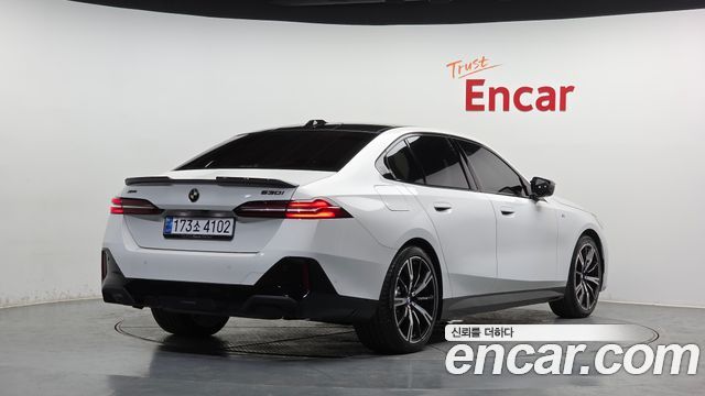 BMW 5-Series 530i xDrive M Sport