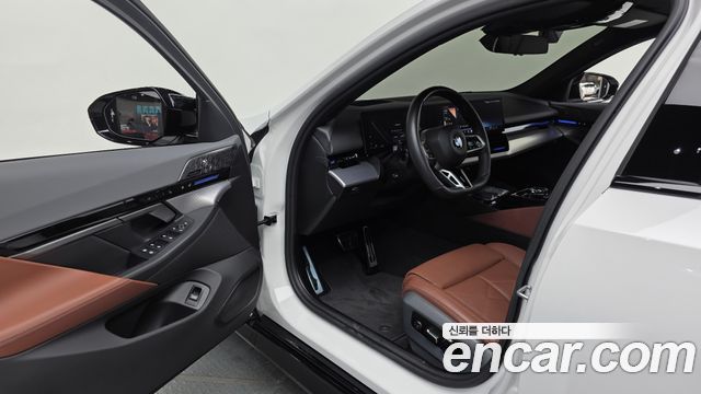 BMW 5-Series 530i xDrive M Sport