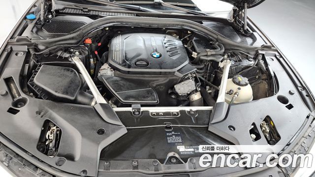 BMW 5-Series 520d xDrive Luxury Plus