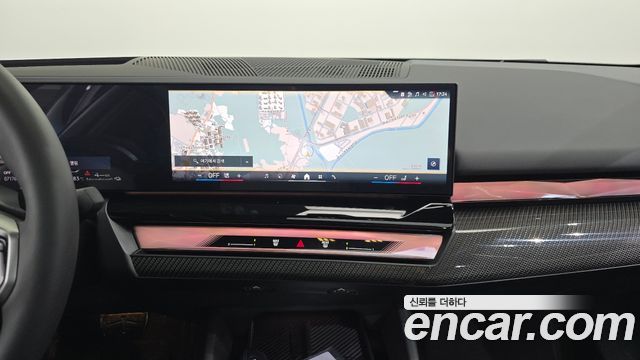 BMW 5-Series 530e xDrive M Sport Pro