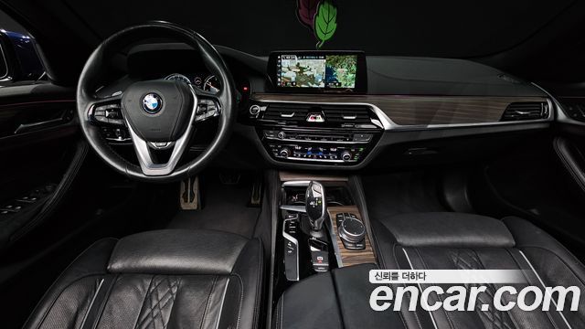 BMW 5-Series 520d xDrive M Sport Package Plus