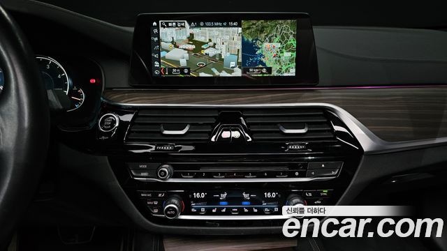 BMW 5-Series 520d xDrive M Sport Package Plus