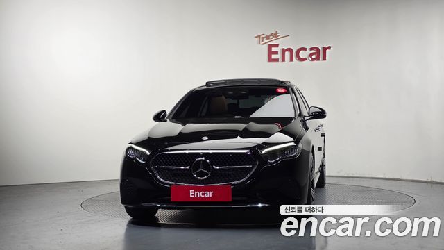 Mercedes-Benz E-Class E200 Avantgarde