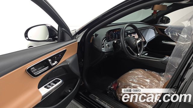 Mercedes-Benz E-Class E200 Avantgarde