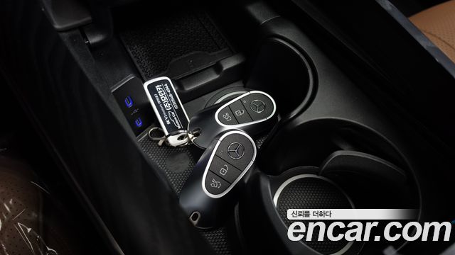 Mercedes-Benz E-Class E200 Avantgarde