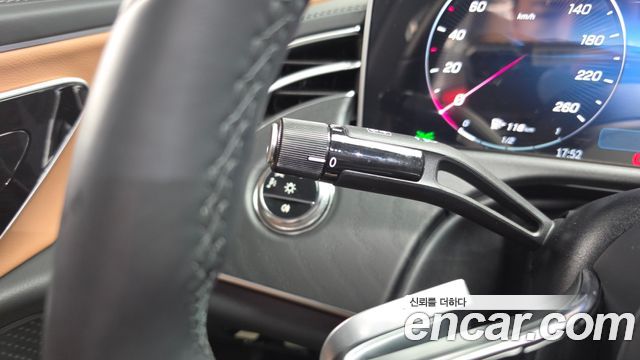 Mercedes-Benz E-Class E200 Avantgarde