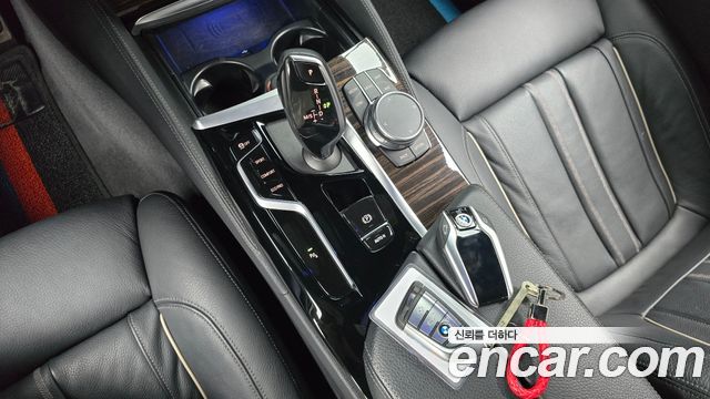 BMW 5-Series 520i M Sport
