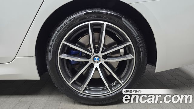 BMW 5-Series 520i M Sport