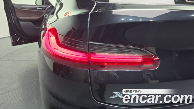 BMW X4 xDrive20i M Sports X Onlile Exclusive Edition
