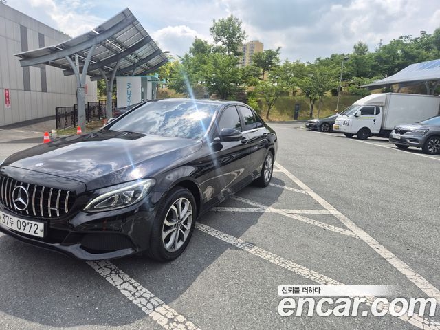 Mercedes-Benz C-Class C200