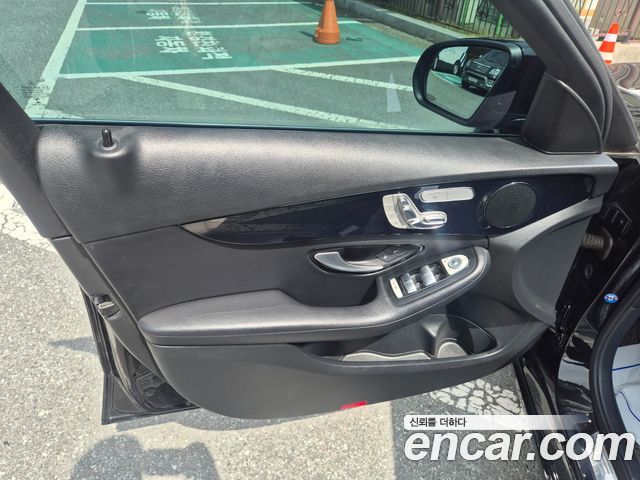 Mercedes-Benz C-Class C200