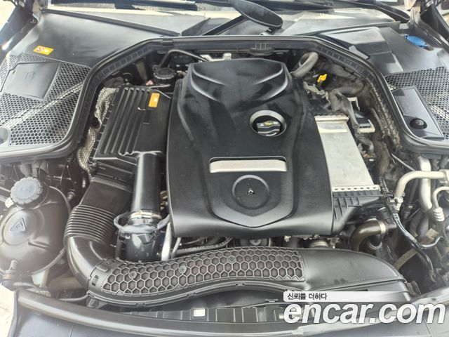 Mercedes-Benz C-Class C200