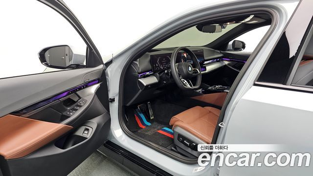 BMW 5-Series 530i xDrive M Sport