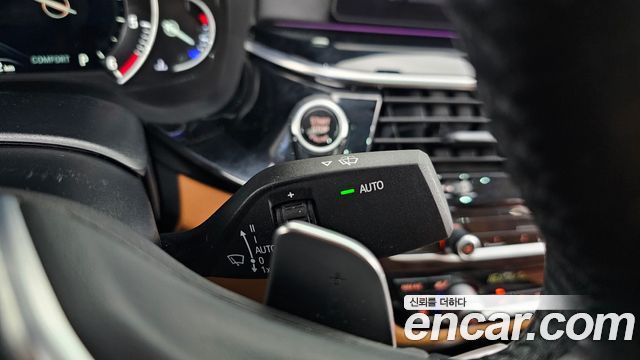 BMW 5-Series 520d Luxury Special Edition
