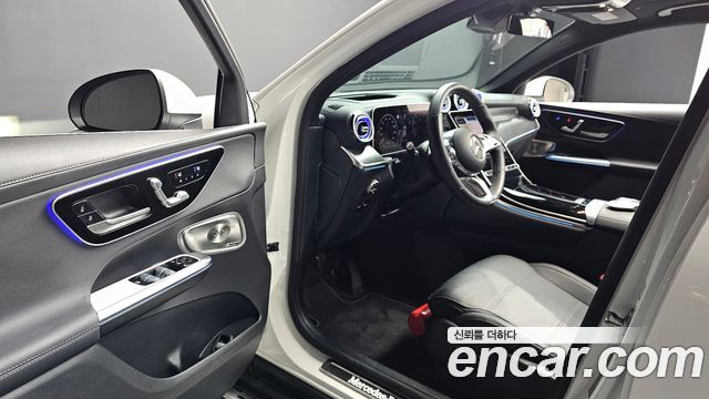 Mercedes-Benz GLC-Class GLC300 4MATIC Avnatgarde Coupe