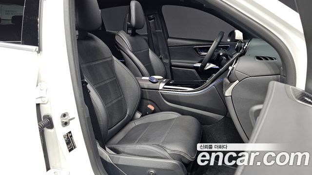 Mercedes-Benz GLC-Class GLC300 4MATIC Avnatgarde Coupe