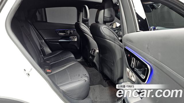 Mercedes-Benz GLC-Class GLC300 4MATIC Avnatgarde Coupe