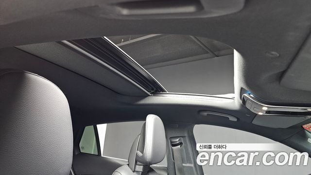 Mercedes-Benz GLC-Class GLC300 4MATIC Avnatgarde Coupe