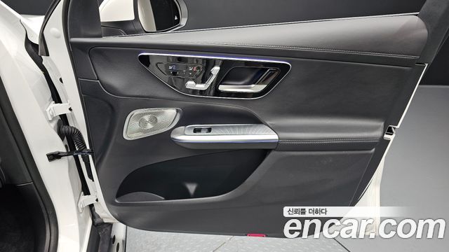 Mercedes-Benz GLC-Class GLC300 4MATIC Avnatgarde Coupe