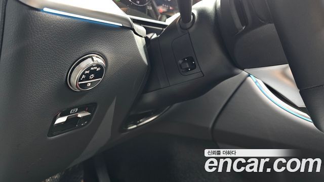 Mercedes-Benz GLC-Class GLC300 4MATIC Avnatgarde Coupe