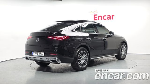 Mercedes-Benz GLC-Class GLC300 4MATIC Avnatgarde Coupe
