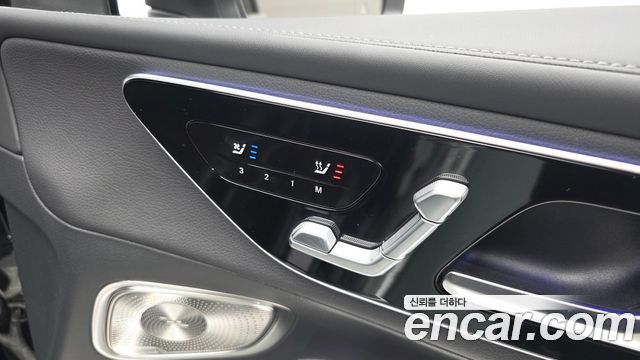Mercedes-Benz GLC-Class GLC300 4MATIC Avnatgarde Coupe