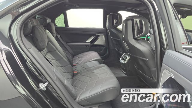 BMW 7-Series 740d xDrive M Sport