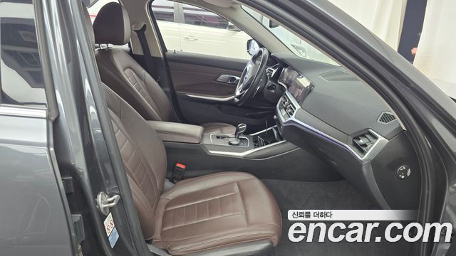 BMW 3-Series 320d Luxury