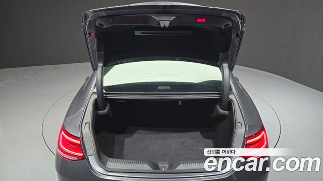 Mercedes-Benz CLS-Class CLS300d 4MATIC
