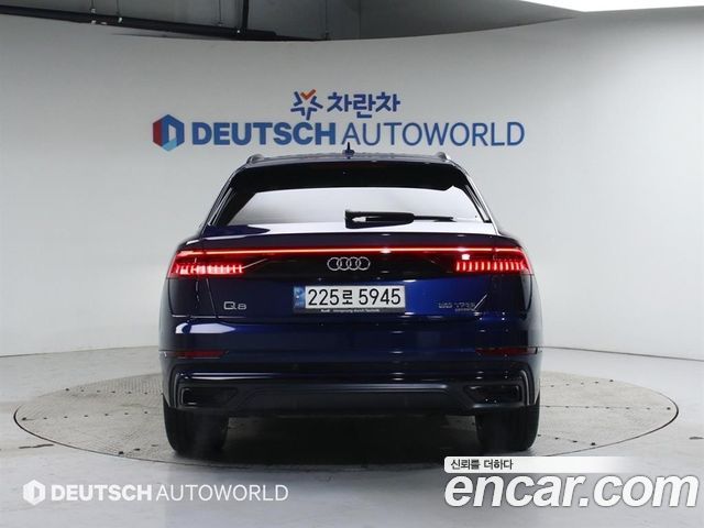 Audi Q8 55 TFSI Quattro Premium