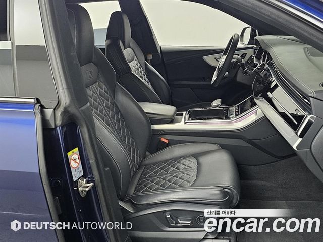 Audi Q8 55 TFSI Quattro Premium