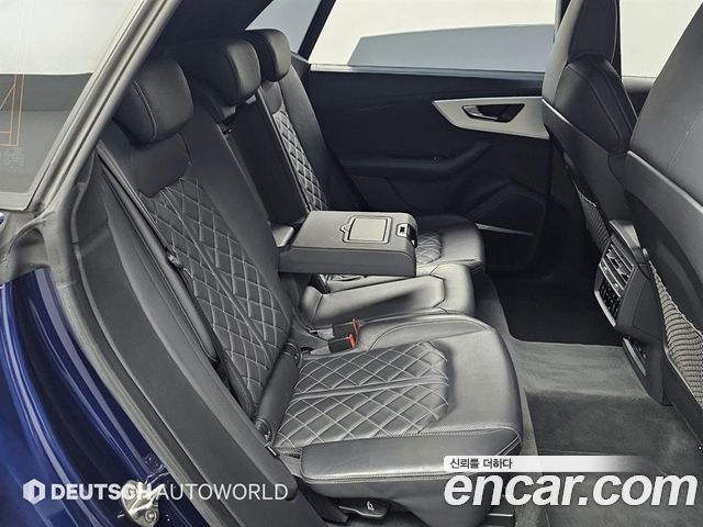 Audi Q8 55 TFSI Quattro Premium