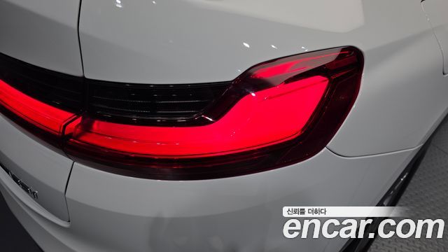 BMW X4 xDrive20i M Sports X Onlile Exclusive Edition