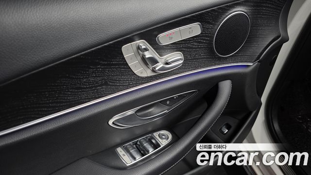 Mercedes-Benz E-Class E220d Avantgarde