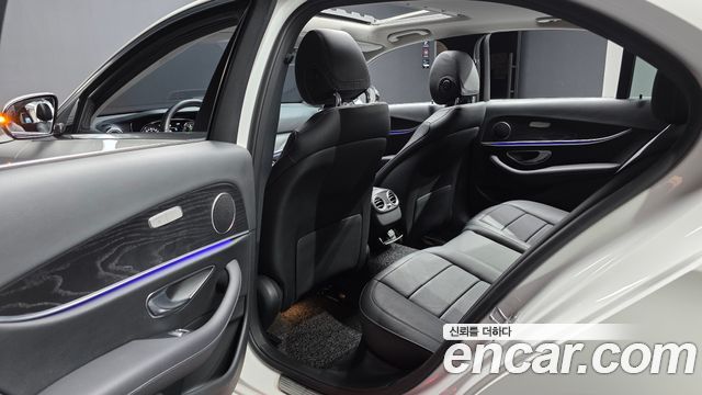 Mercedes-Benz E-Class E220d Avantgarde
