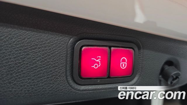 Mercedes-Benz E-Class E220d Avantgarde