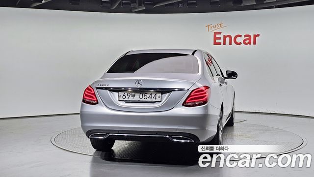 Mercedes-Benz C-Class C220 d Avantgarde