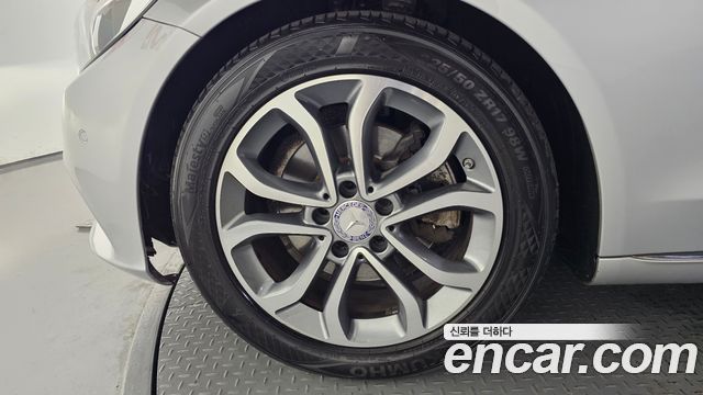 Mercedes-Benz C-Class C220 d Avantgarde