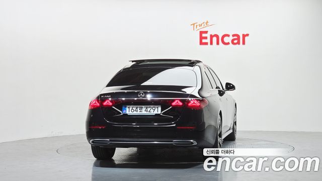 Mercedes-Benz E-Class E200 Avantgarde
