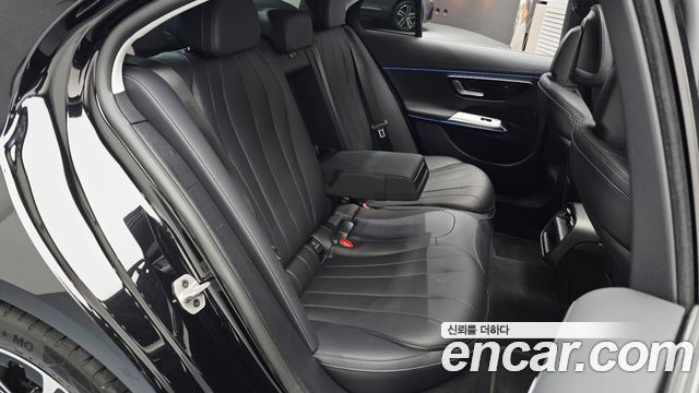 Mercedes-Benz E-Class E200 Avantgarde