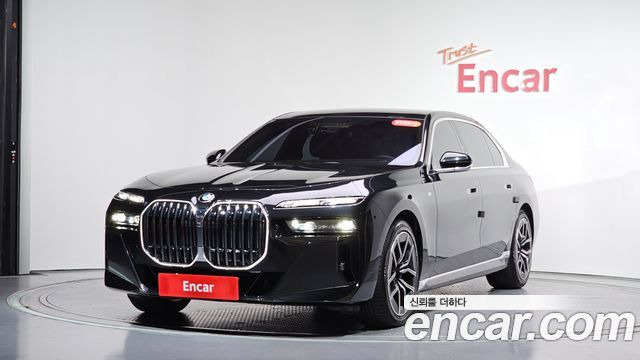 BMW 7-Series 740i xDrive M Sport