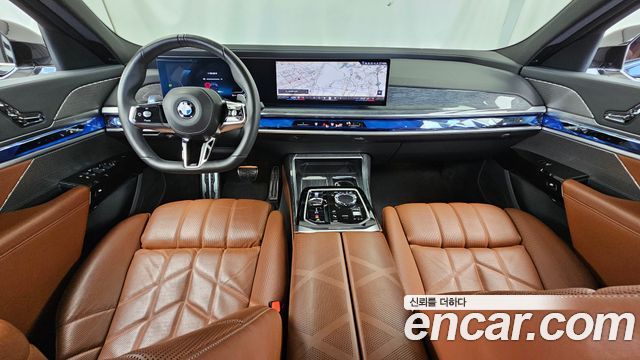 BMW 7-Series 740i xDrive M Sport
