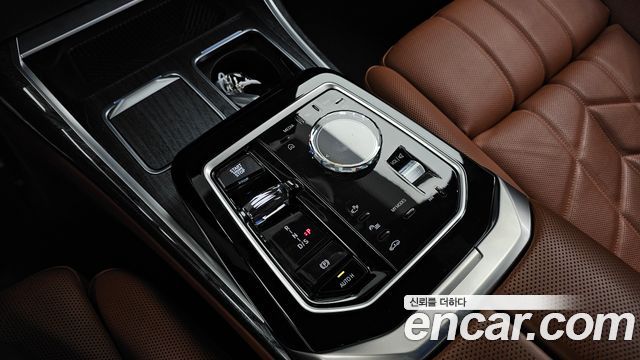 BMW 7-Series 740i xDrive M Sport