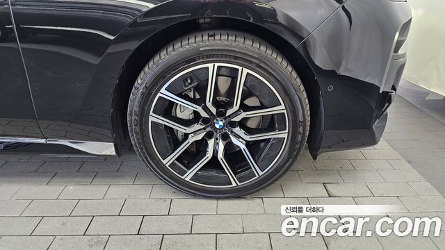 BMW 7-Series 740i xDrive M Sport