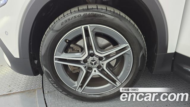 Mercedes-Benz GLB-Class GLB250 4MATIC