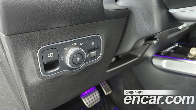 Mercedes-Benz GLB-Class GLB250 4MATIC