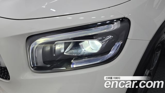 Mercedes-Benz GLB-Class GLB250 4MATIC